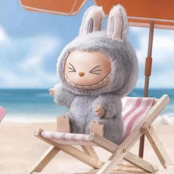 𝘿𝙆 𝙨𝙩𝙤𝙧𝙚™ Labubu – Wild Cartoon-Style Keychain |سلسلة مفاتيح كرتونية برية